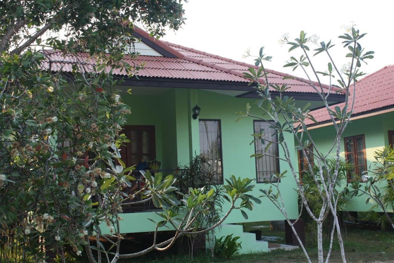 Anacar Bungalows 甲米 外观 照片